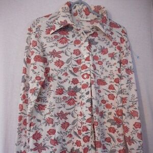 Vintage 1960s 1970s Sz M or L Pretty Floral Top